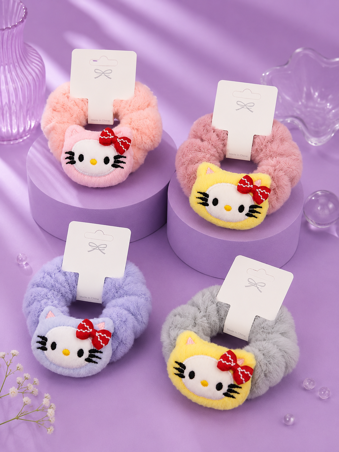 Cola de peluche hello kitty 3D