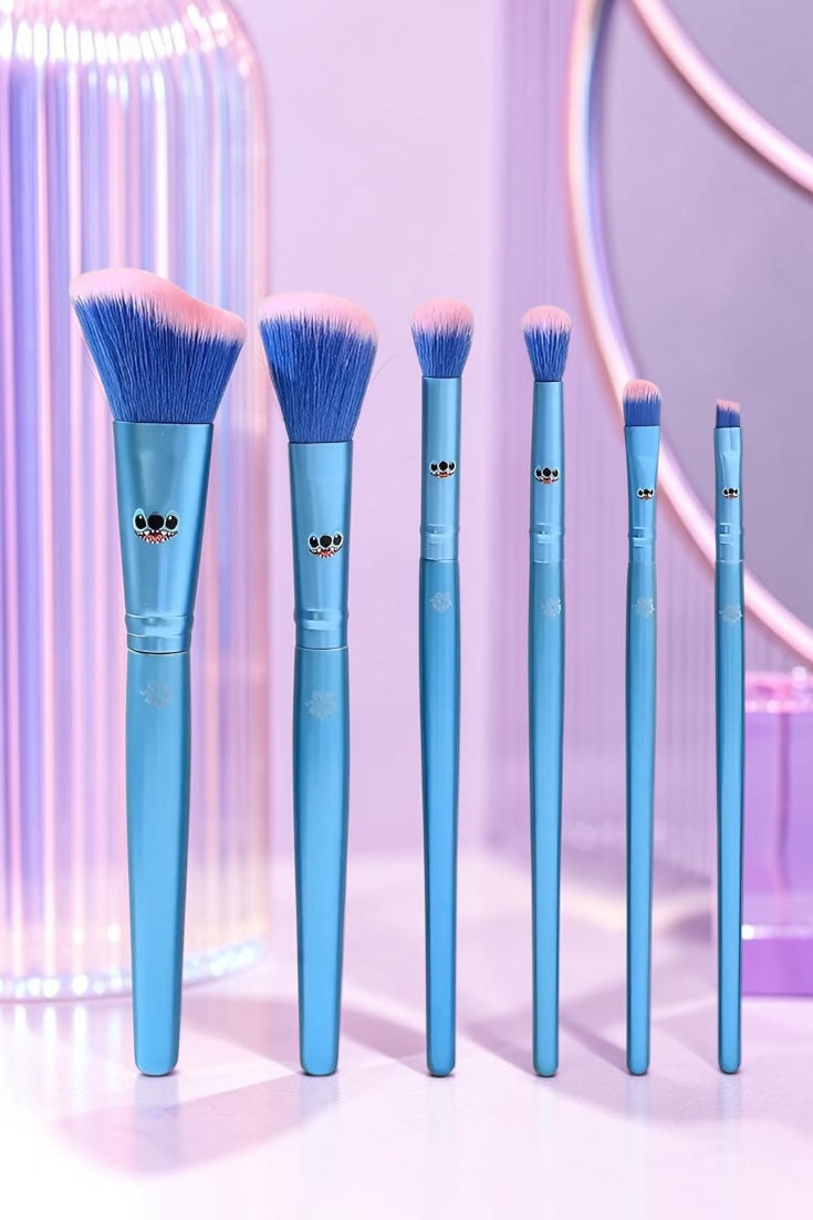 Set de brocha y espejo Stitch